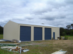 multi-door garage